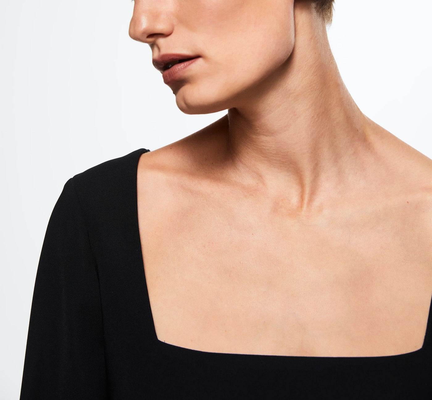 MNG  - Vestido Sky Negro
